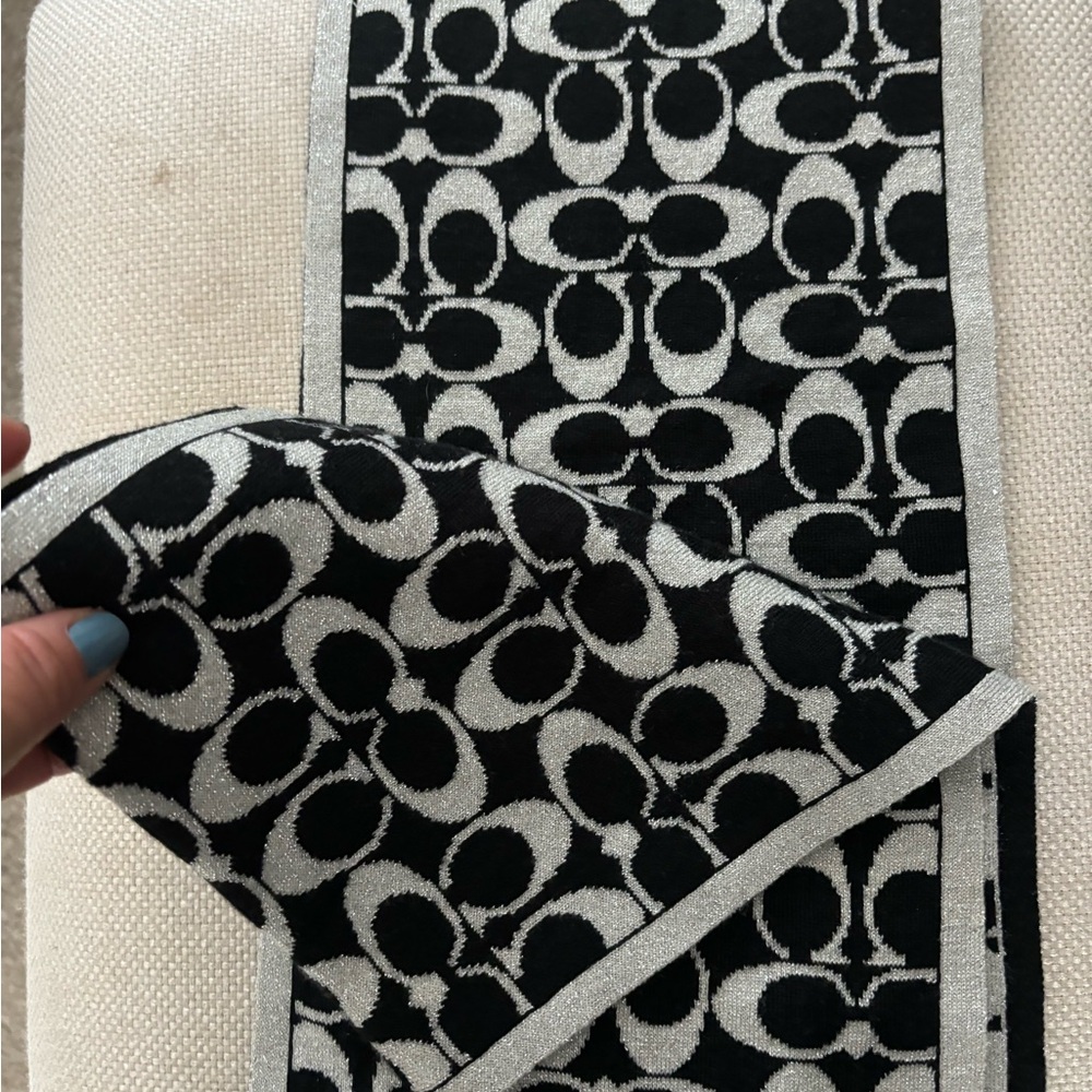 Coach scarf